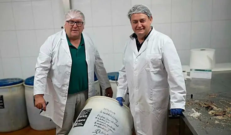 Rafael L&oacute;pez y Pedro G. Mochol&iacute;